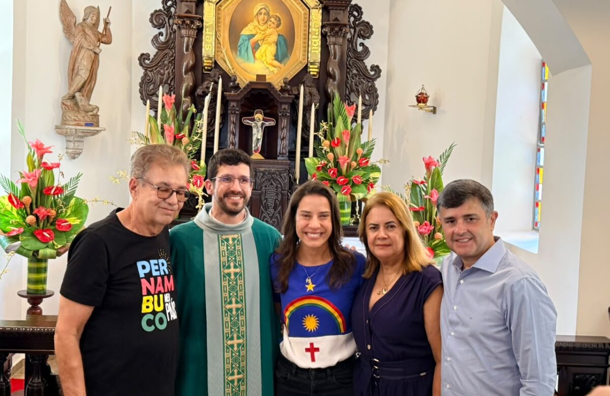 Antônio Moraes e governadora Raquel Lyra participam de missa no Santuário da Mãe Rainha