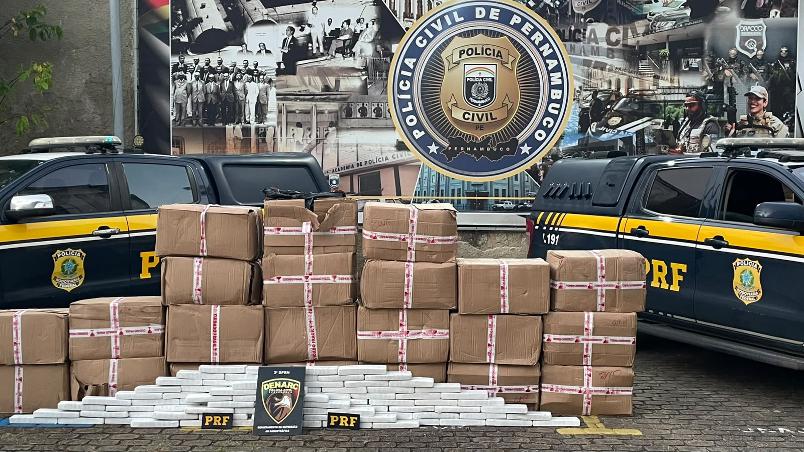 DENARC e PRF interceptam caminhão com 870 kg de maconha escondidos em carga de equipamentos de academia