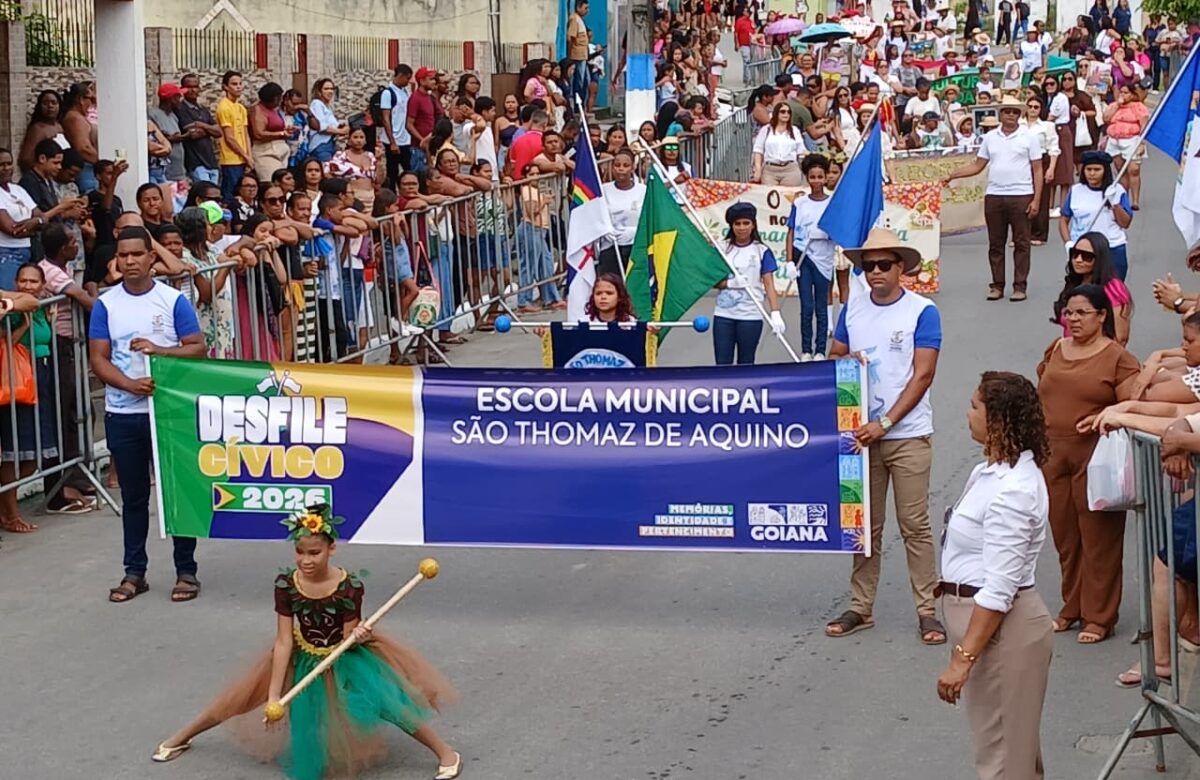Desfile cívico reúne escolas em Tejucupapo em celebração à Independência do Brasil