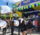 Desfile cívico reúne estudantes e público sob calor intenso em Goiana