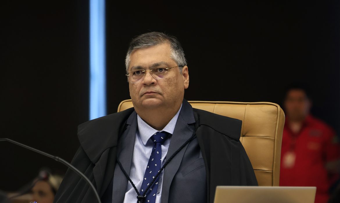 Dino reintegra Andrei Rodrigues e Leandro Almada à PF e anula afastamento determinado por Mendonça