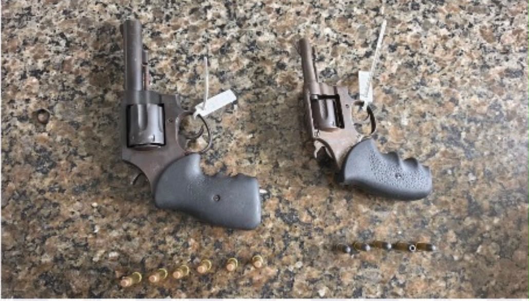 PM apreende duas armas de fogo durante ação contra suspeitos de roubos de motocicletas em Itambé