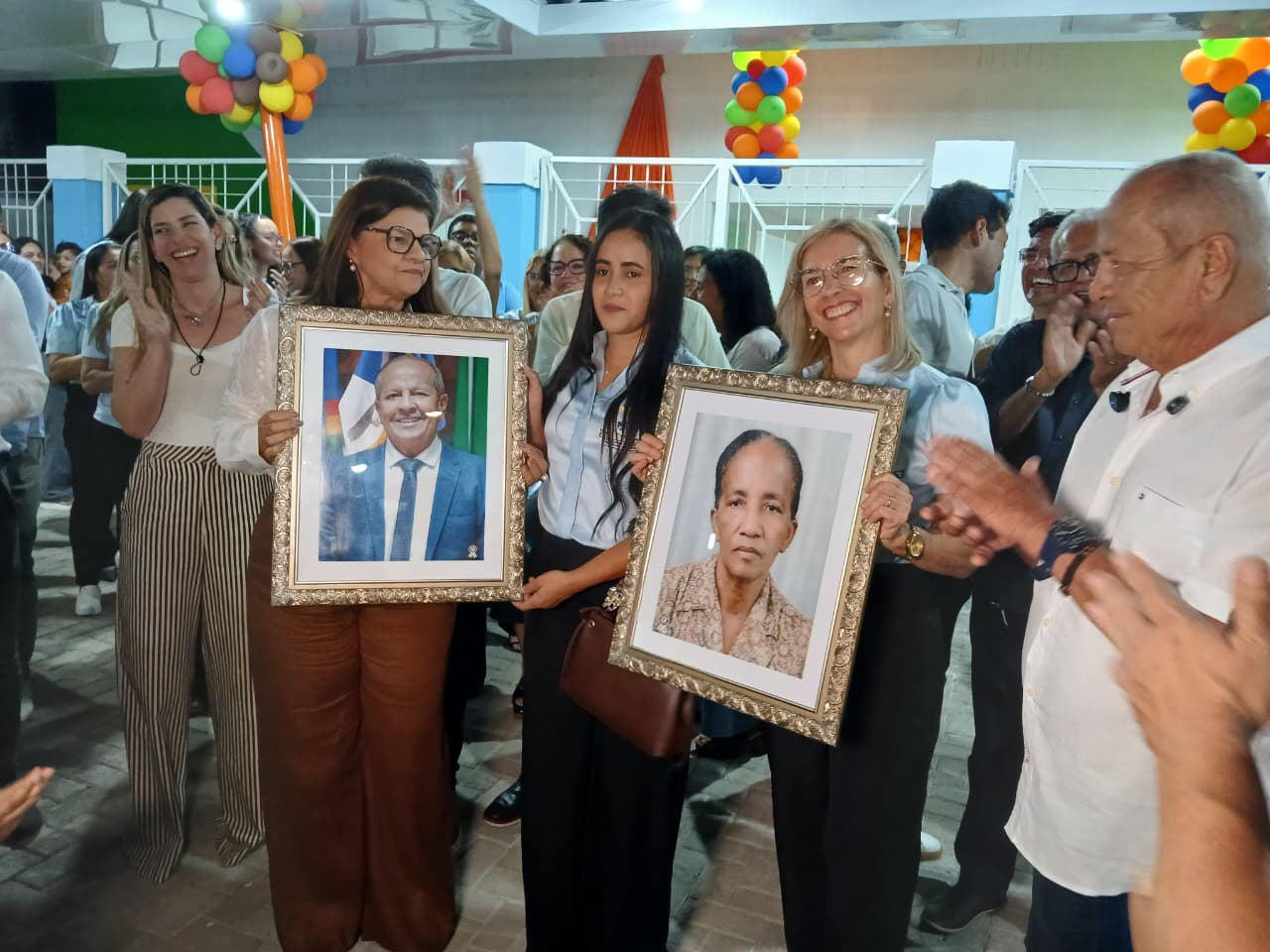 Prefeitura inaugura nova escola com estrutura moderna para estudantes da rede municipal de ensino