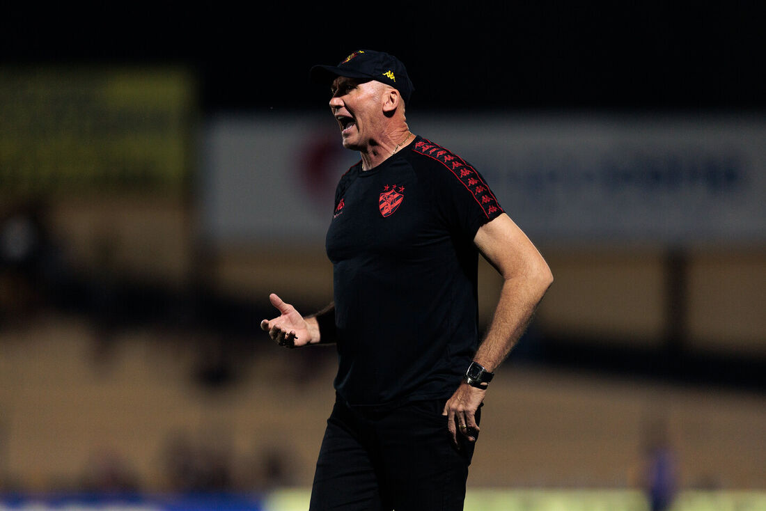 Sport demite Gilmar Dal Pozzo após derrota para o Ceará e amarga segunda derrota consecutiva na Série B
