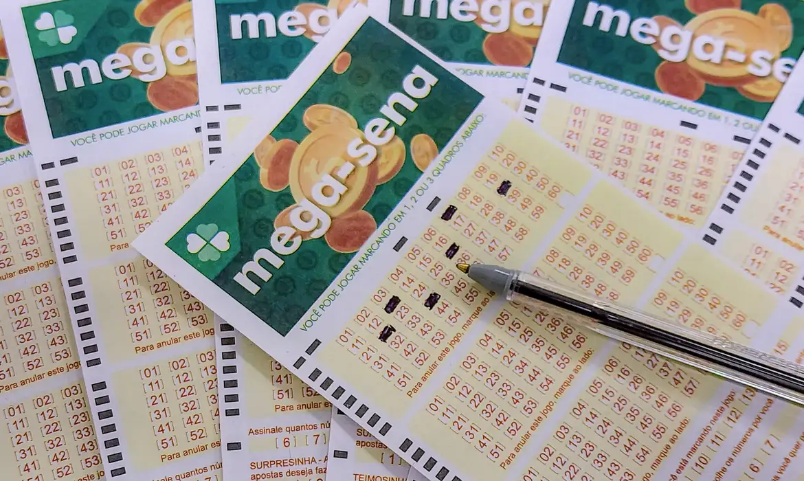 Mega-Sena não tem ganhador e prêmio acumula para R$ 305 milhões