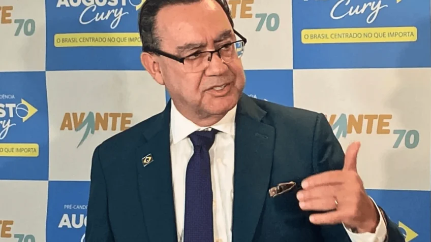 Augusto Cury declara apoio a Flávio Bolsonaro no 2º turno com “voto de confiança condicionado”