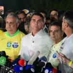 Flávio Bolsonaro afirma que vai pedir anulação das eleições após ser derrotado por Lula