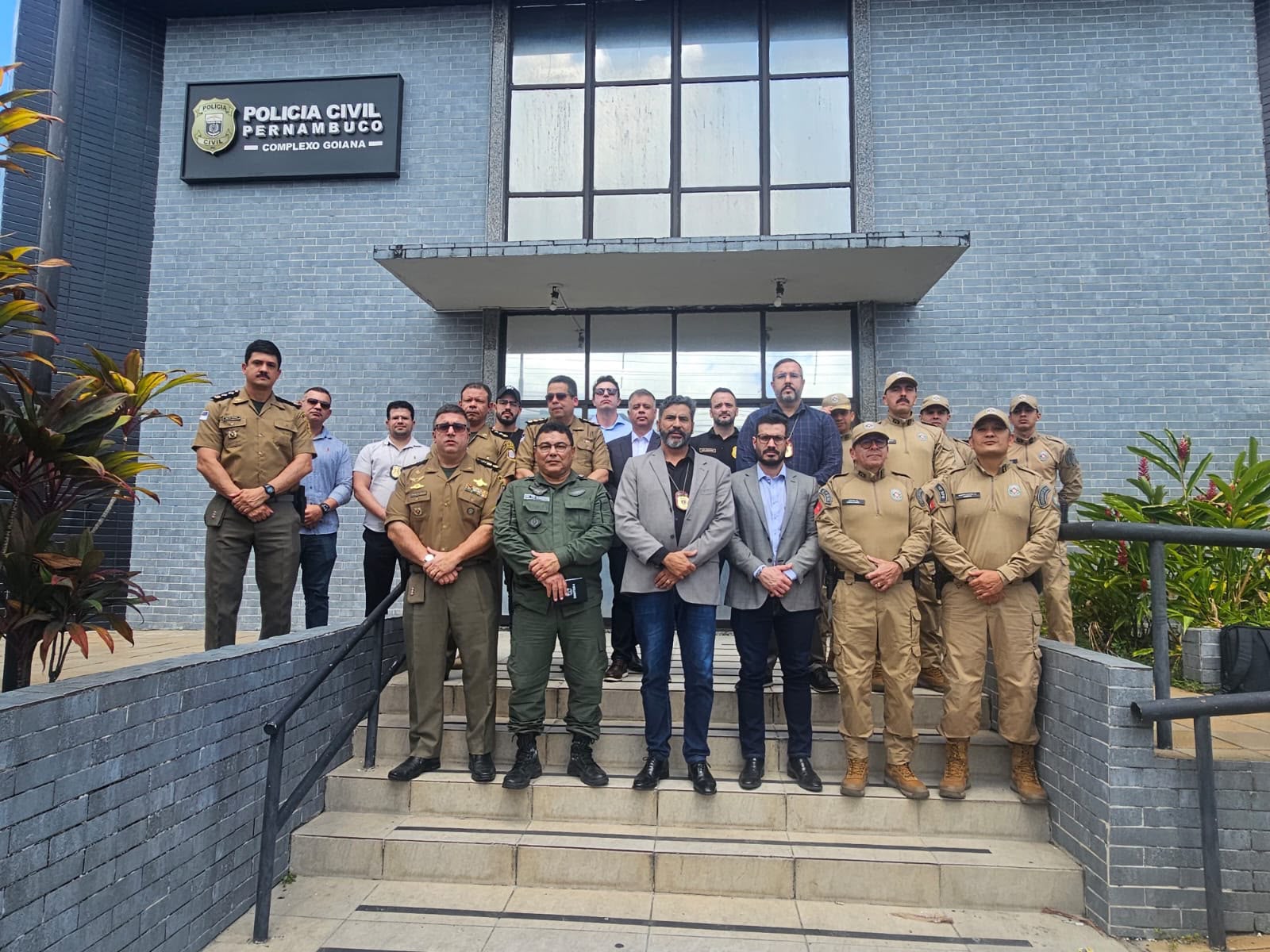 Polícia Militar fortalece integração entre Paraíba e Pernambuco em reunião estratégica com forças de segurança dos dois estados