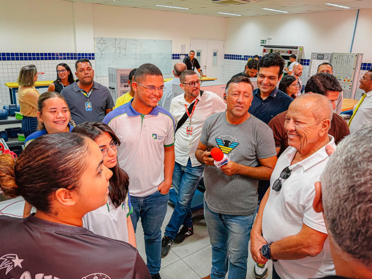 Prefeitura de Goiana e Senai discutem oferta de cursos profissionalizantes para a população